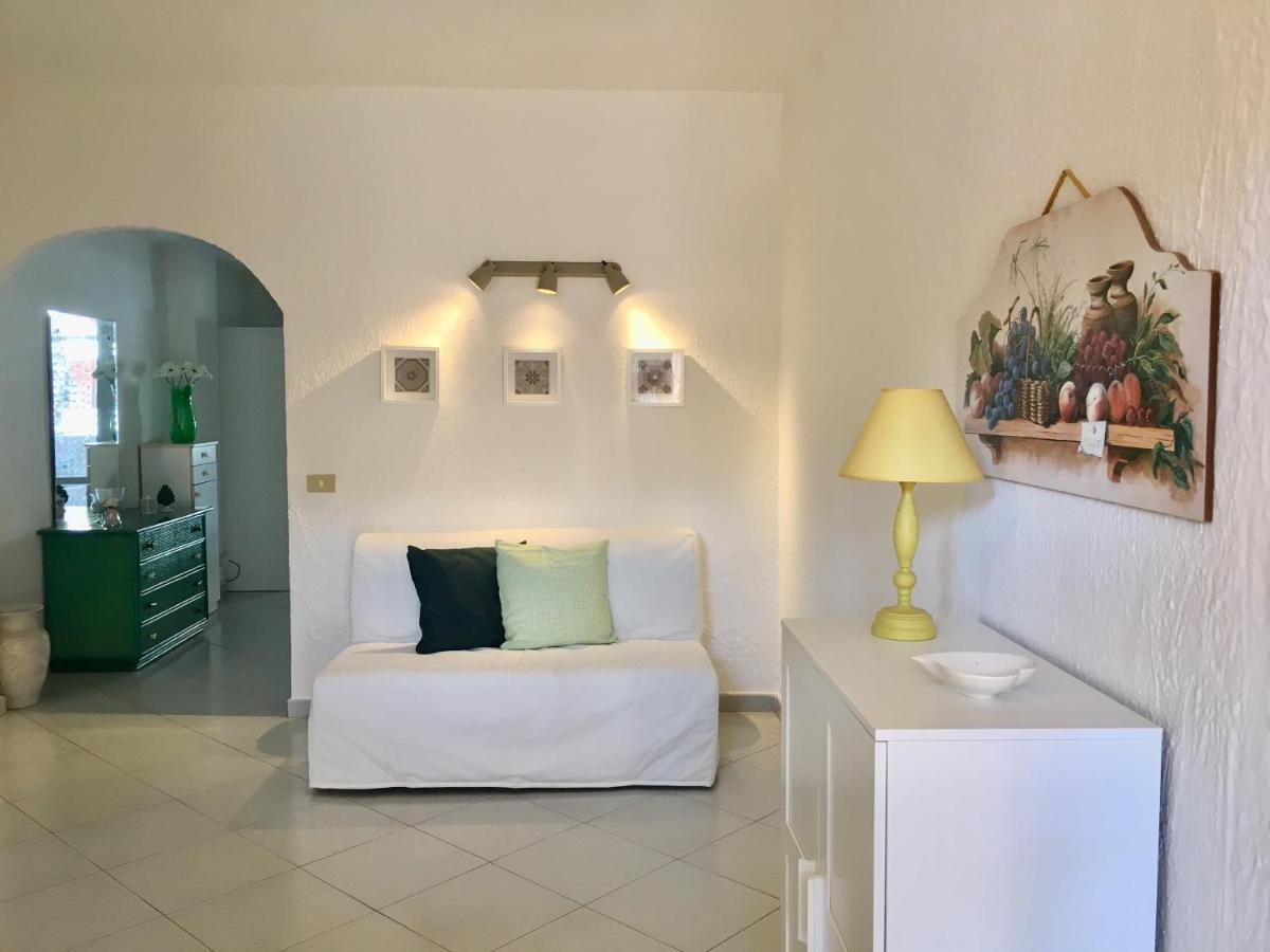 Baia Degli Dei - Living La Nike Lejlighed Giardini Naxos Eksteriør billede